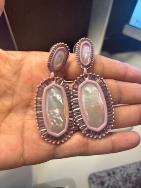 Kendra Scott Pink Iridescent Shell Drop Earrings